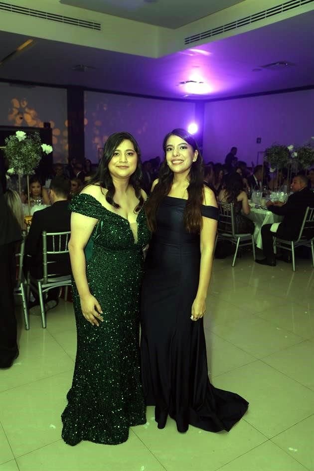 Rosario Ortiz y Cinthia Alvarado