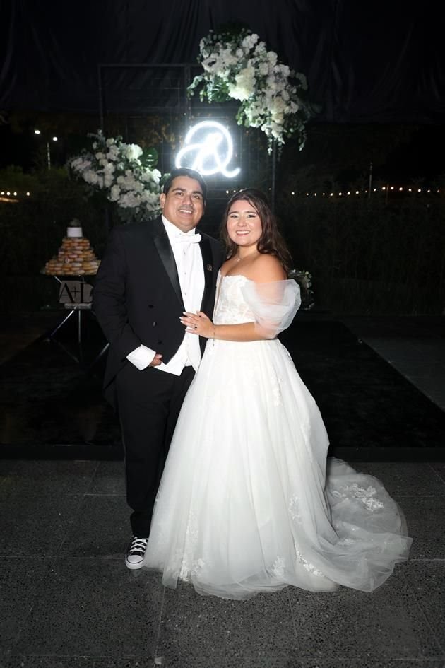 Alejandro Vargas Hernández y Elia Daniela Arzola