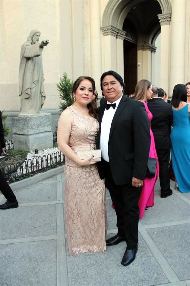 Melva de González y Gerardo González
