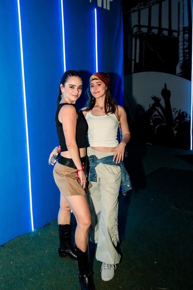 Carla Eugenia Treviño y Daniela Cepeda