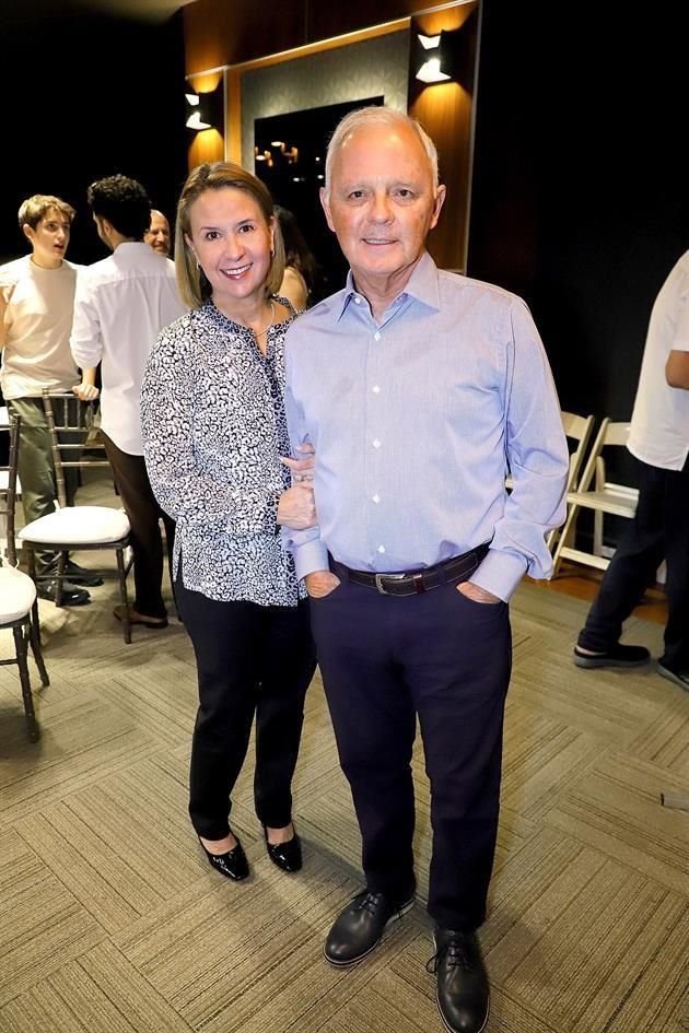 Marcela Garza de De la Garza y José Fernando de la Garza