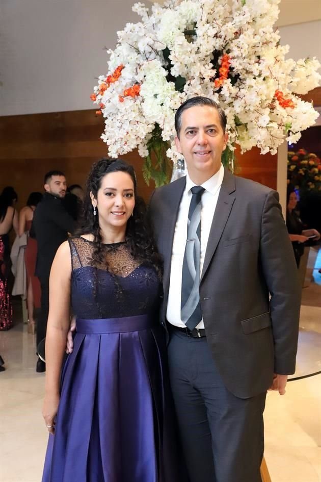 Reyna Mejía y Everardo Gómez