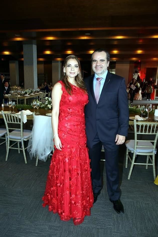 Rebeca Ferrara de Irízar y Federico Irízar Wolberg