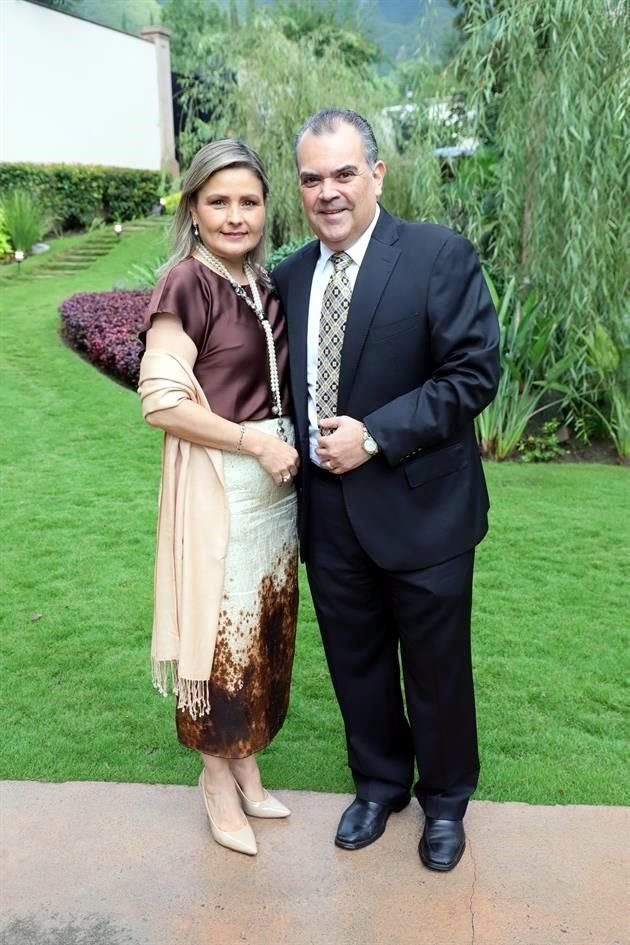 Sonia de Manzur y Antonio Manzur