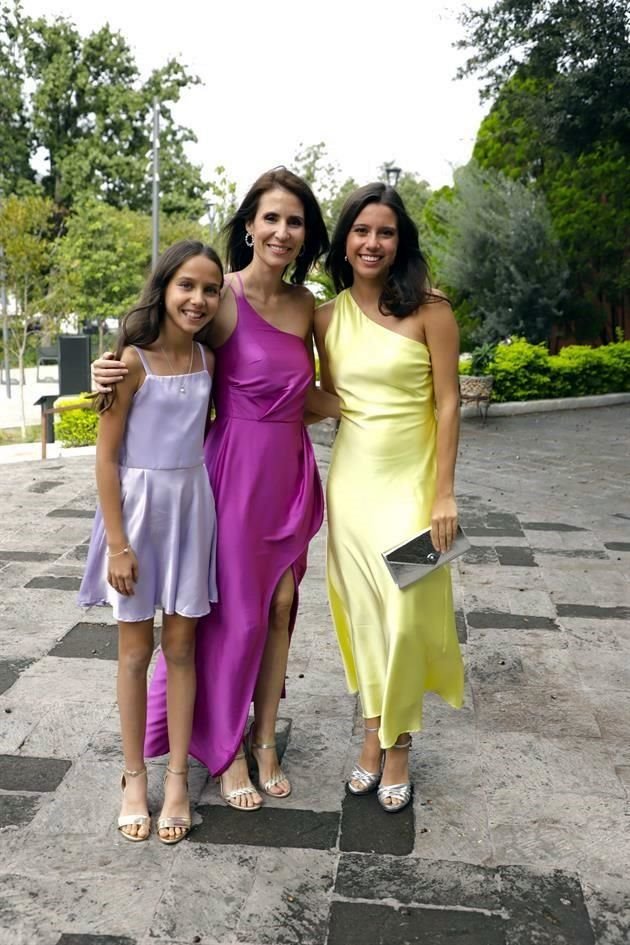 Calia Martínez González, Yusara González de Martínez y Yusara Martínez