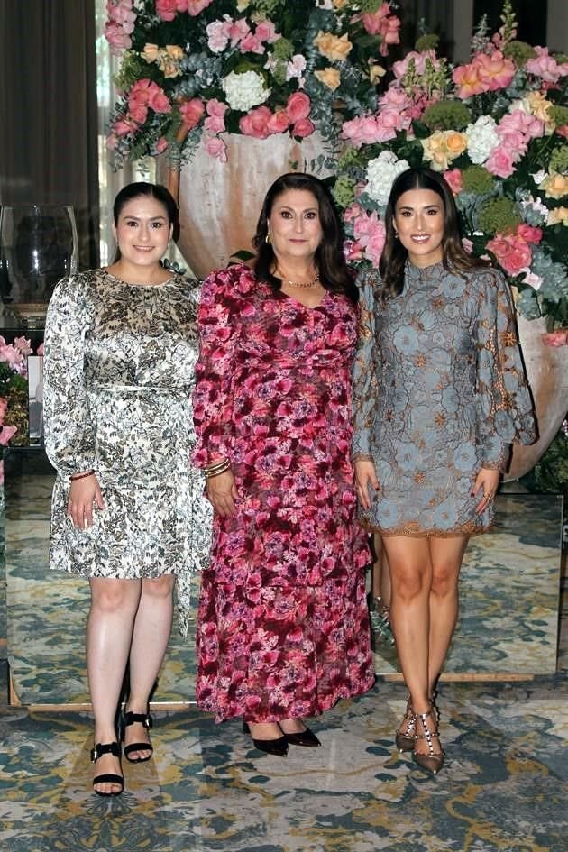 ORGANIZADORAS: Carmen Garza, Carmen Arangua de Garza y Verónica Garza