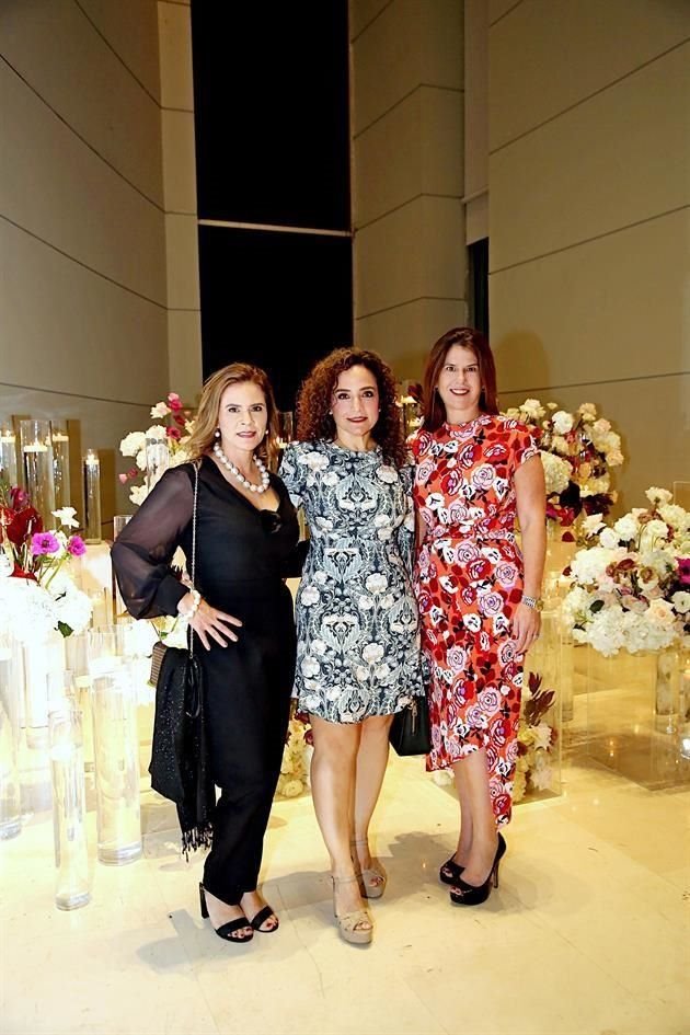 Lorena González, Liliana Olloqui y Enriqueta Martínez