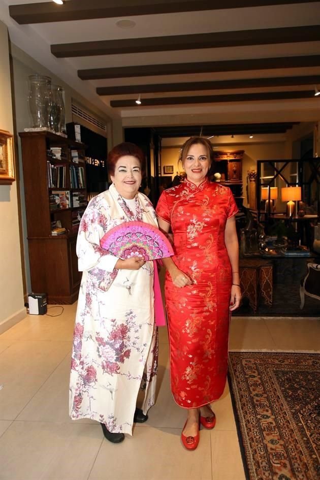 Diana Laura Franco y Magdalena Aviña de Bazán