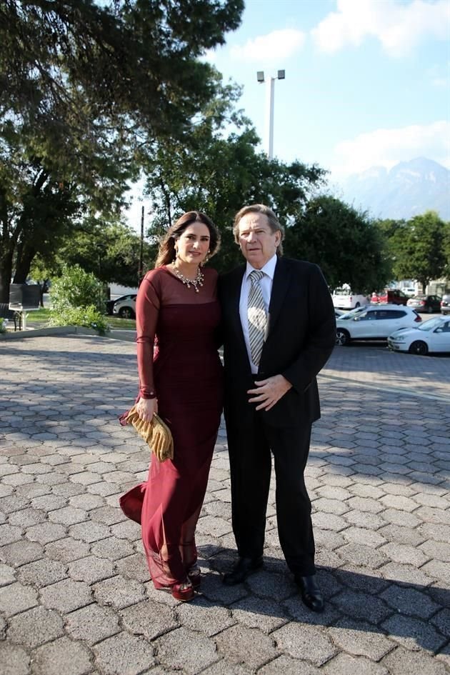 Alejandra Hinojosa de Gutiérrez y Sergio Gutiérrez