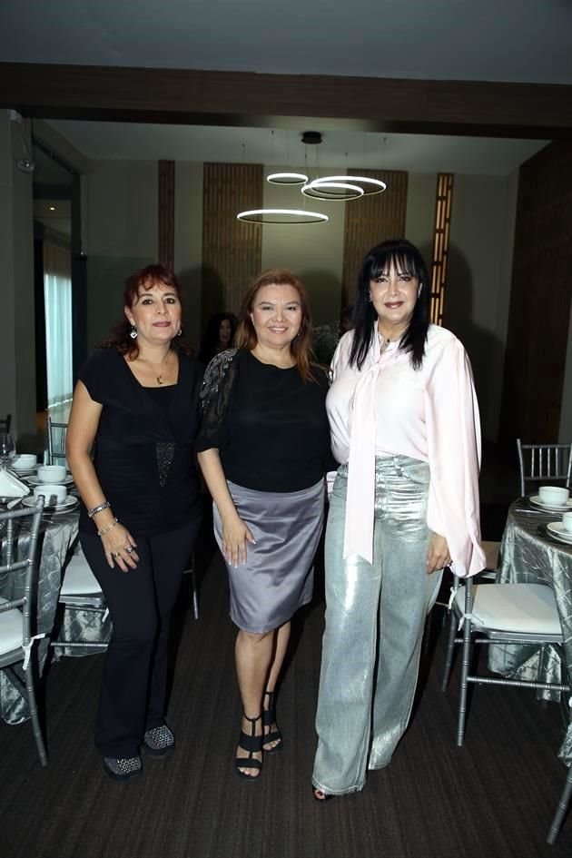 Lupita Romero, Liliana Vallejo y Giowanna Bejarano