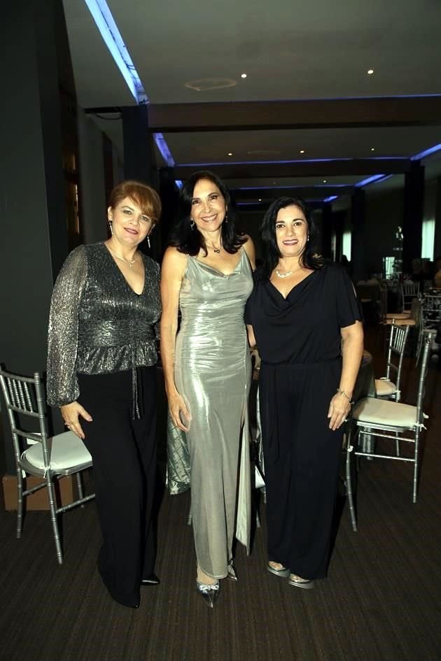 Magaly Betancourt, Gaby González y Mayra Zamudio