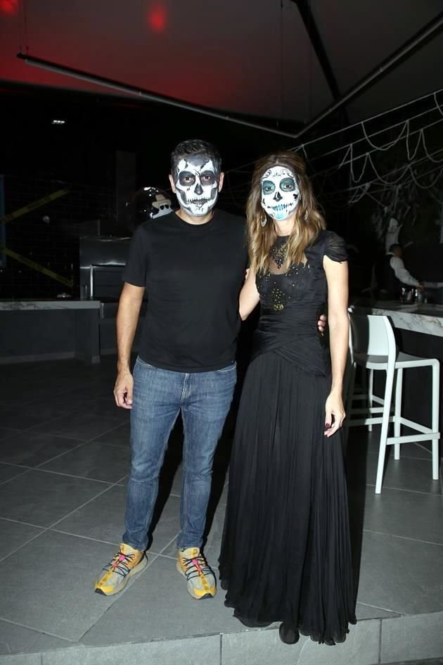 Ángel Cantú y Berenisse Martínez