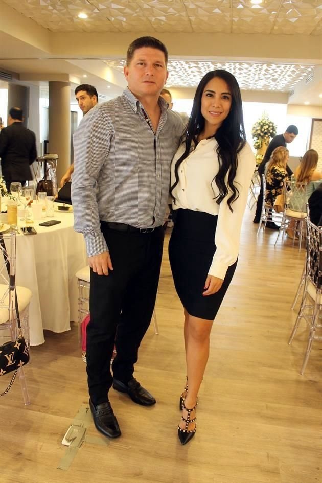 Brenda Sifuentes y Juan José Ramírez