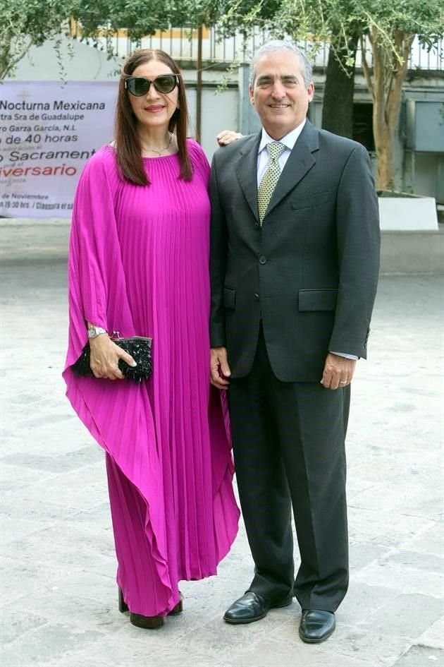 Alejandra Ancira de Rodríguez y Ricardo Rodríguez