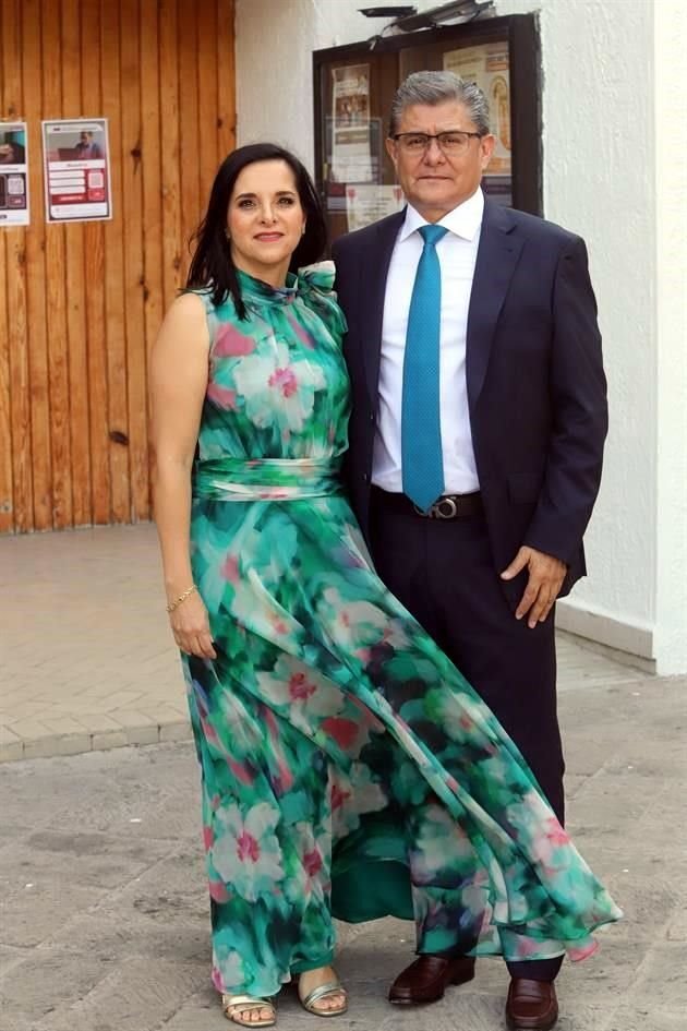 Cristina Peña de Rhon y Raúl Rhon