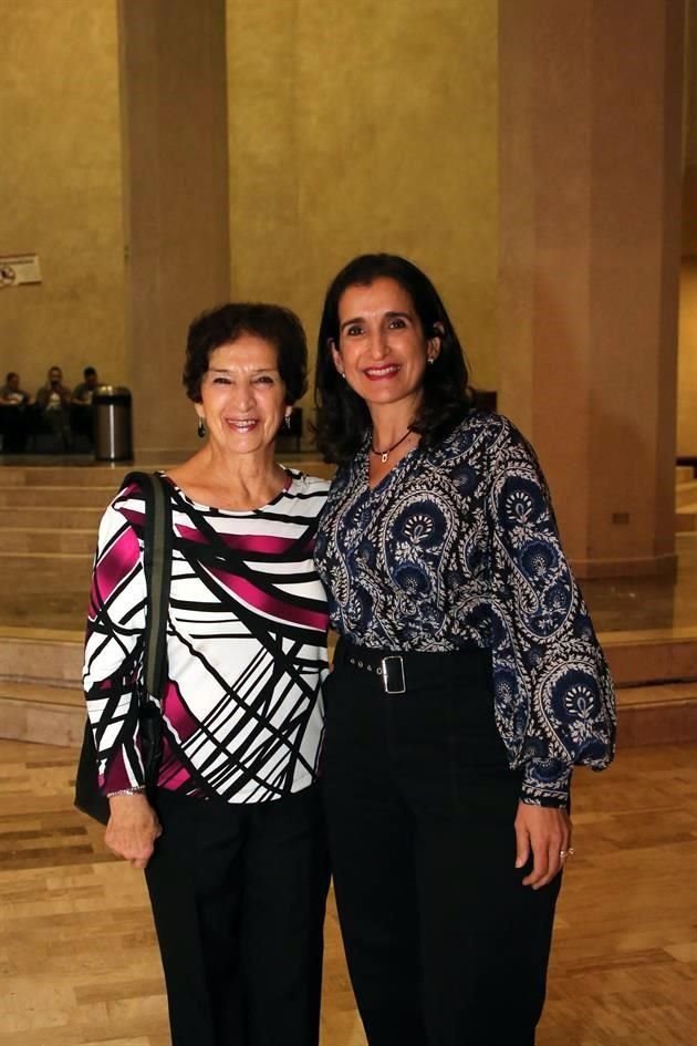 Gloria Martínez y Janeth Jezzini