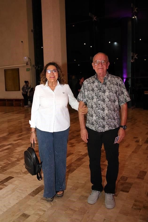 Aída Carolina Garza y Miguel Ángel Delgado