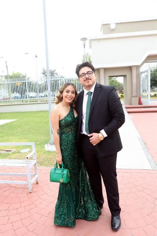 Lesly Serrato y Adolfo González