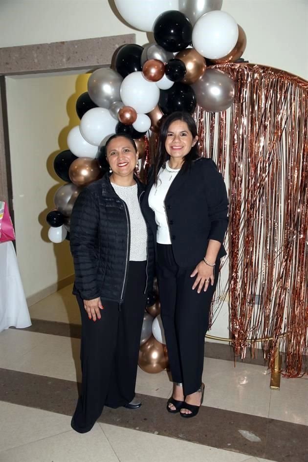 Helue Ruiz y Abril Hernández