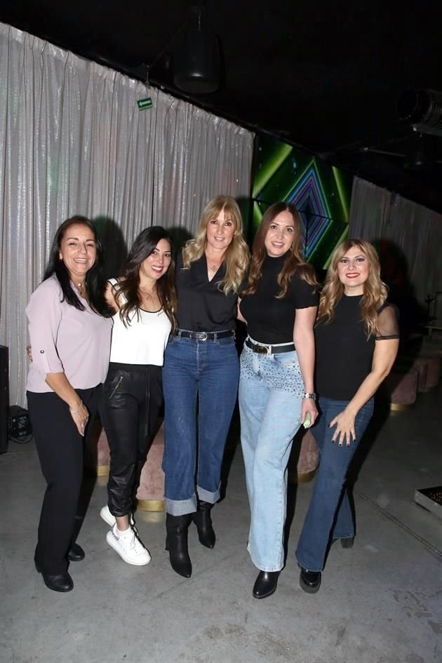 Sonia González, Marcela Villarreal, Elsa Peña, Martha Maldonado y Ana Luisa Treviño