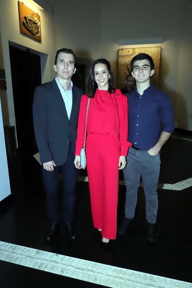 Marcelo de la Garza, Gaby Beltrán de De la Garza y Carlos de la Garza