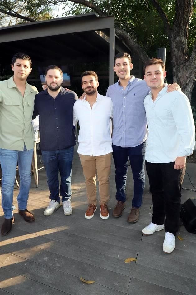 David Lozano, Sebastián Arechavaleta, David Cantú, Sergio Treviño y Axel Álvarez