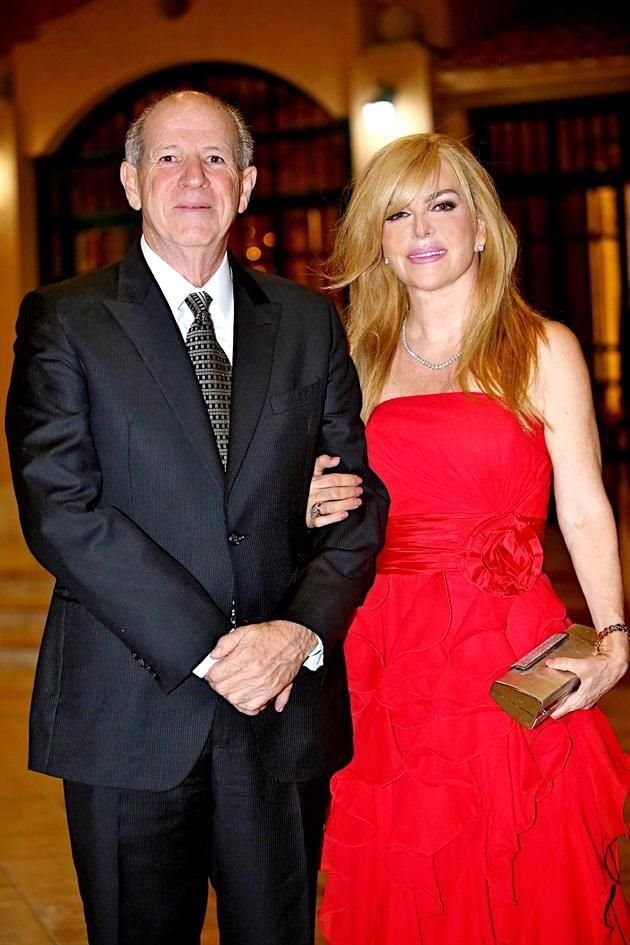 Ricardo Martínez y Catalina Ibarra de Martínez