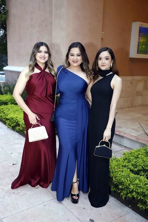 Paola Garza, Alejandra Saldaña y Ana Cano