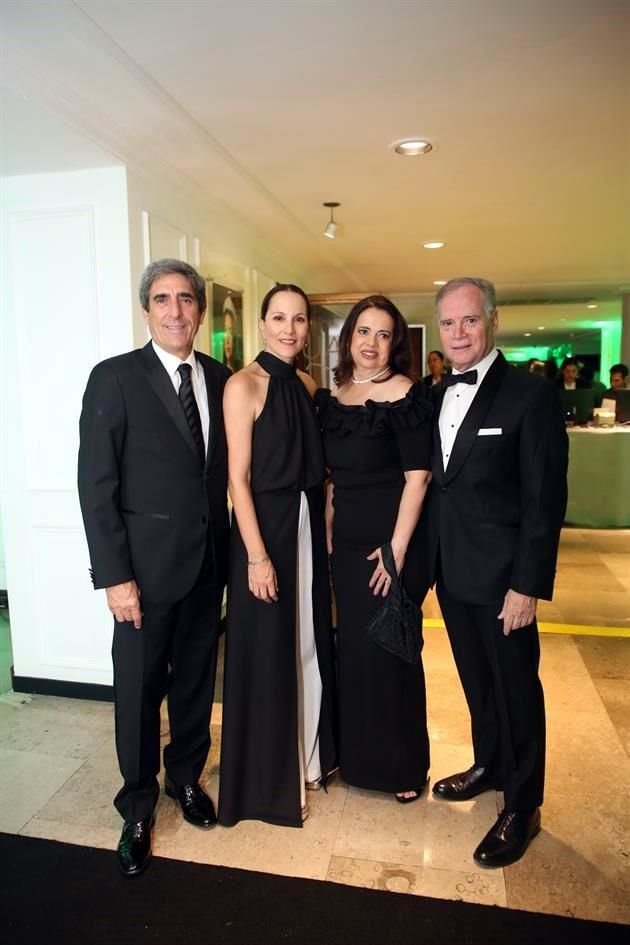 Enrique Rodríguez, Ana Lorena González de Rodríguez, Piny Zambrano de Iturralde y Luis Iturralde Siller