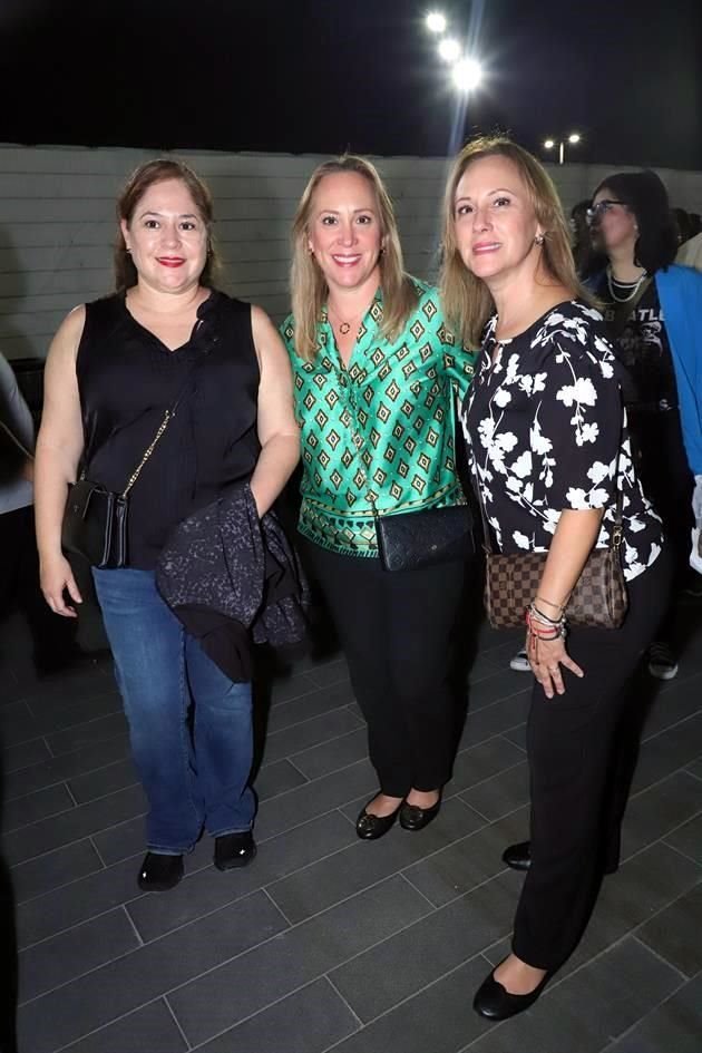 Montserrat Leal, Paola Poinsot y Mónica Poinsot