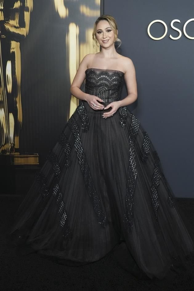 Maria Bakalova destacó con este vestido.