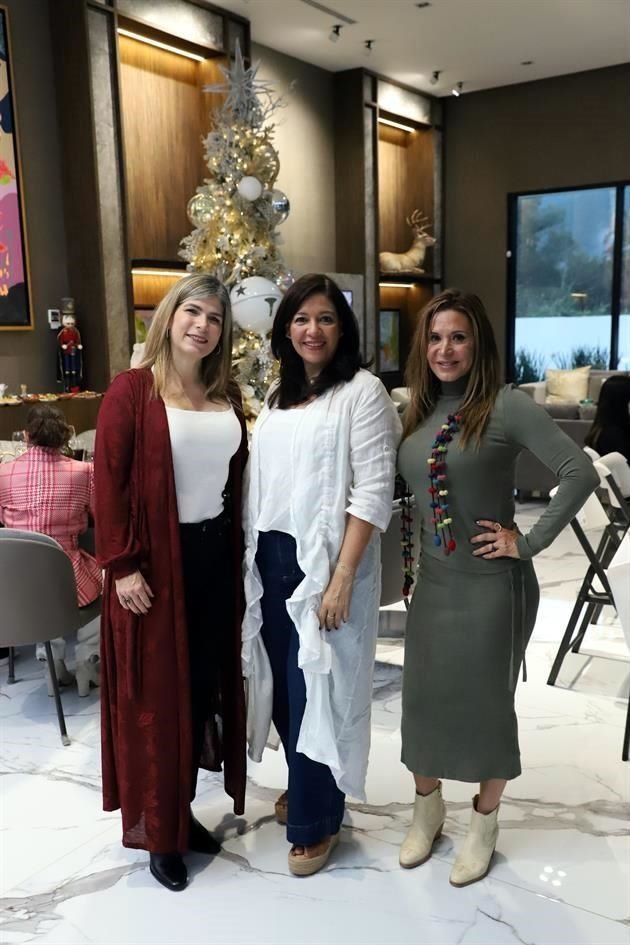 Claudia González, Rocío Ojeda y Edna Villarreal