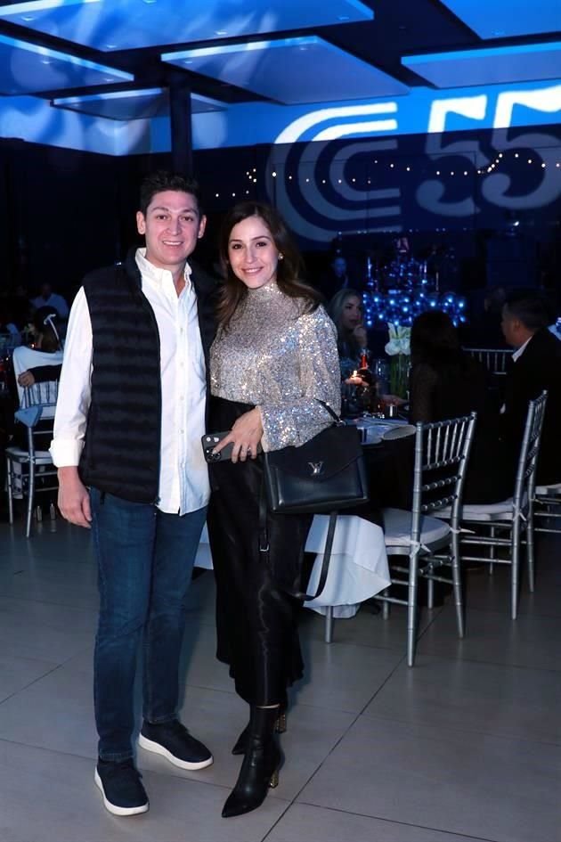 Carlos Newton y Nancy Garza