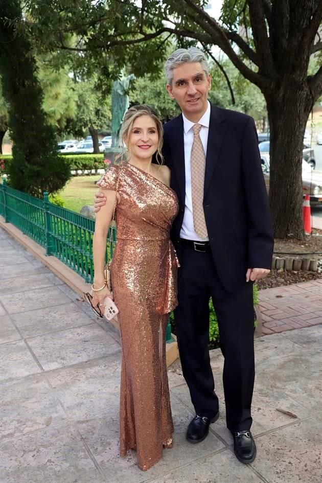 Erika Lankenau de Ortiz y Alberto Ortiz