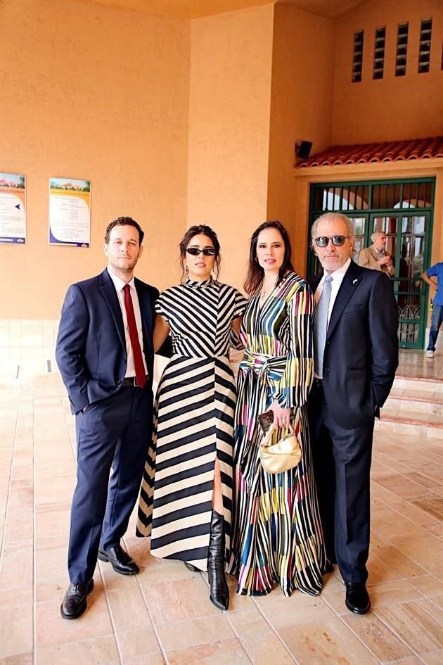 Armando Vernet, Karina Sofía, Katina Dávila y Vicente Aldape