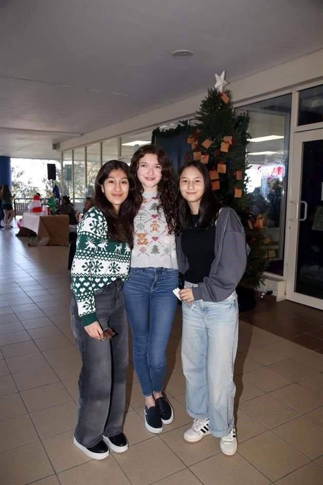 Sofía Pamanes, Victoria Lozano y Mariana Garza