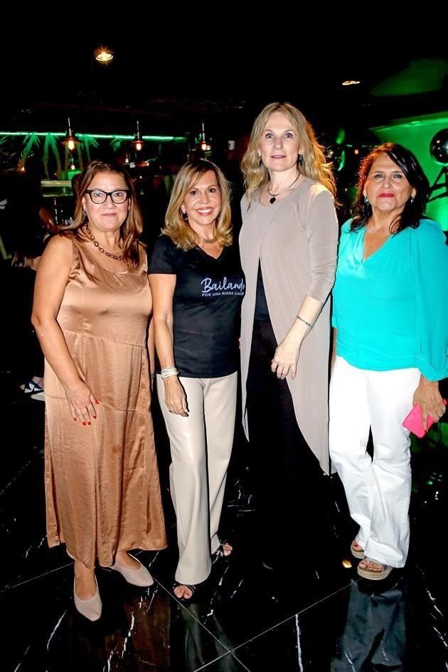 Paty Castillo, Gina Benavides, Adriana Ibarra y Lula Peña