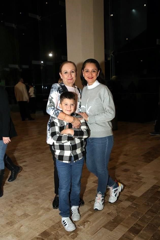 Ruby García, Ruby Valdés y Diego Valdés