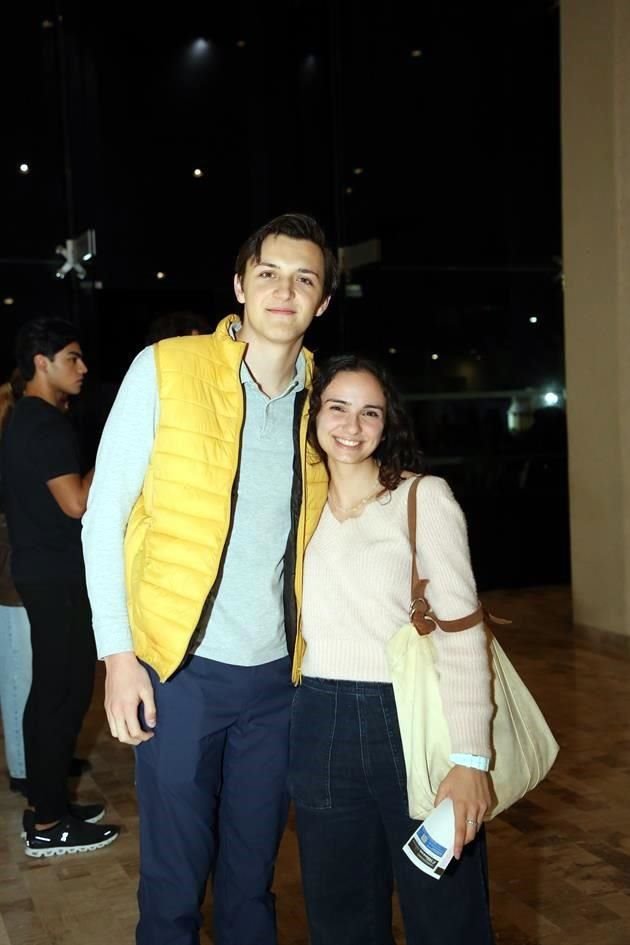 Pedro Amezcua y Andrea Orozco