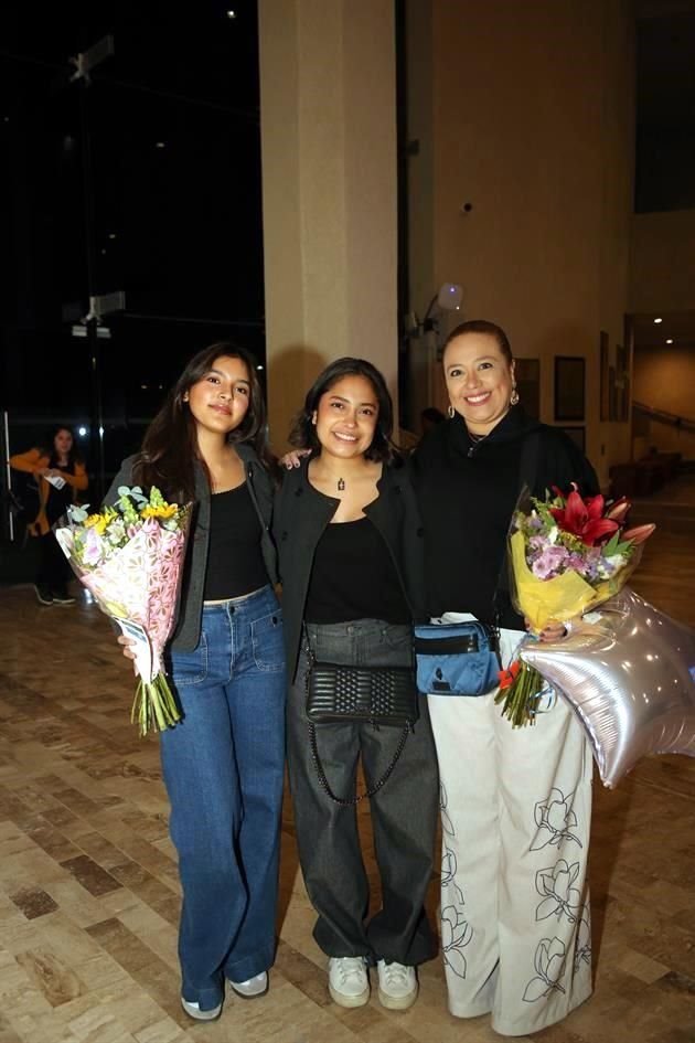 Priscila Grande, Frida Damián y Daniela de Soto