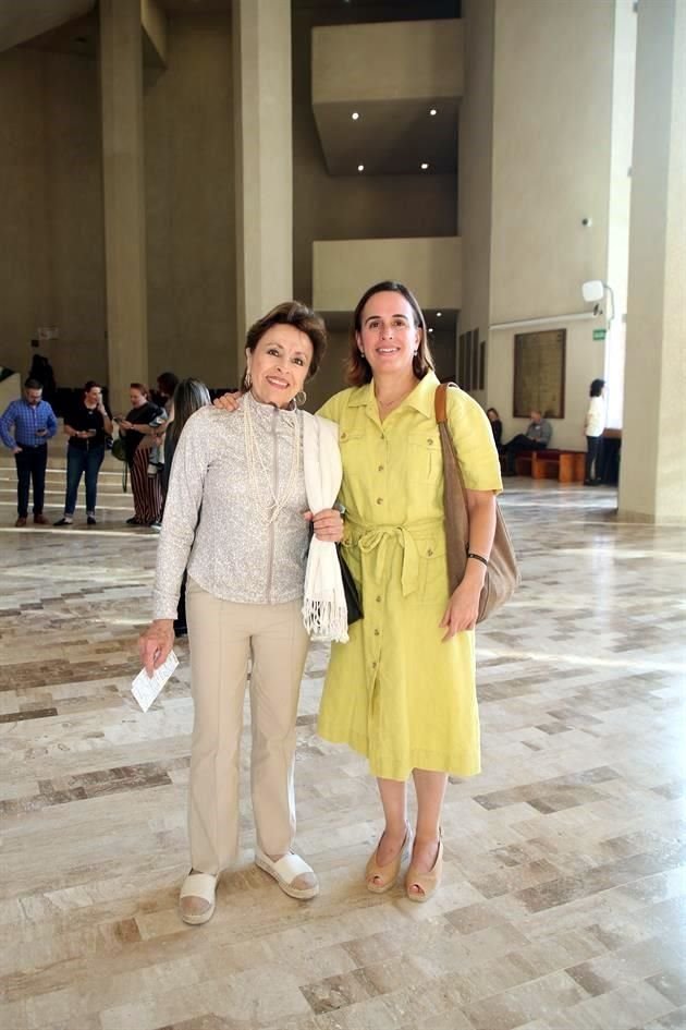 Luz María de Lozano y Ana Luz Lozano