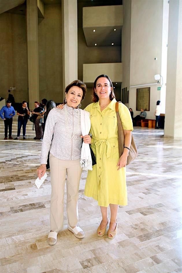 Luz María de Lozano y Ana Luz Lozano