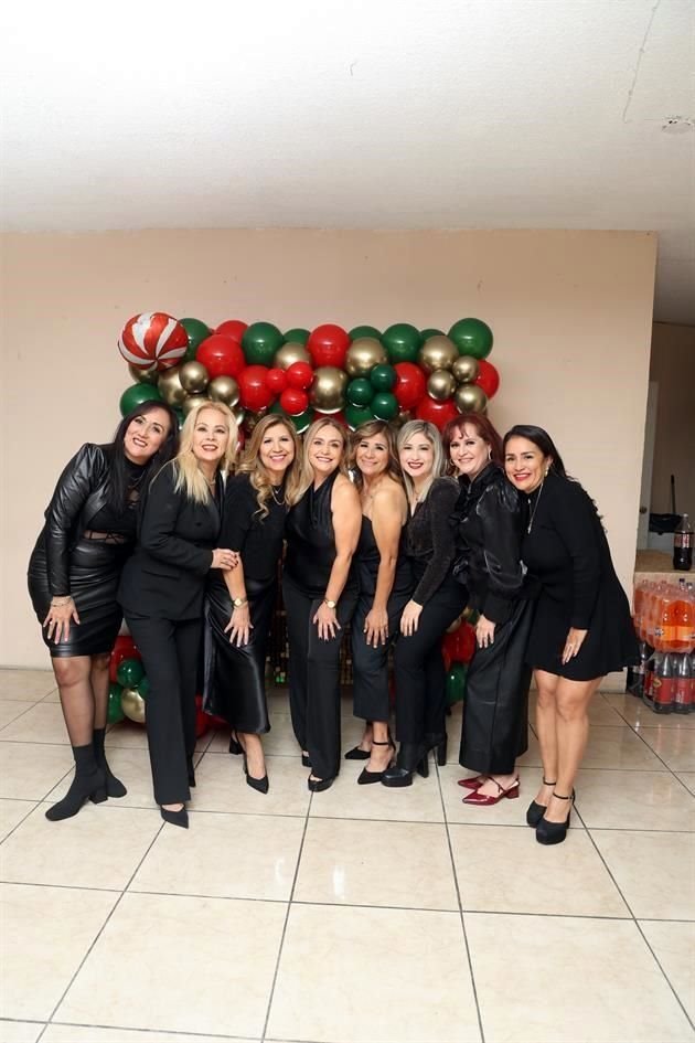 Martha Montoya, Mayra Castillo, Mirna Martínez, Claudia Rodríguez, Graciela López, Alejandra Garza, Nancy Valdez y Brenda Tijerina