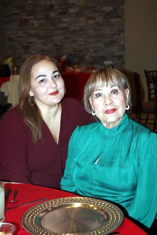 Érika de Treviño e Irma Mireles de Treviño