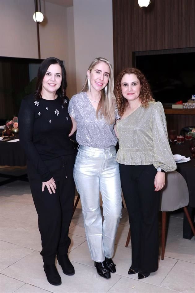 Carol Estrada, Karina García y Beatriz Villarreal