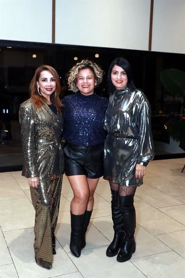 Ruth Leal de Muñoz, Vange Cabrera y  Aída Lizárraga Cepeda