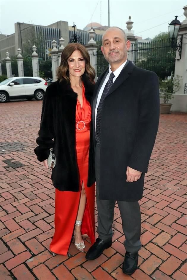Thelma Cantú y Raymundo de la Mora