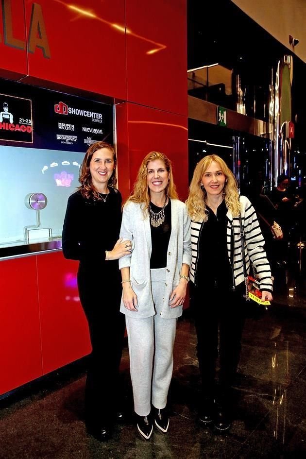Érika Sada de Padilla, Alina Sánchez de Garza y Lorena Gutiérrez de Garza