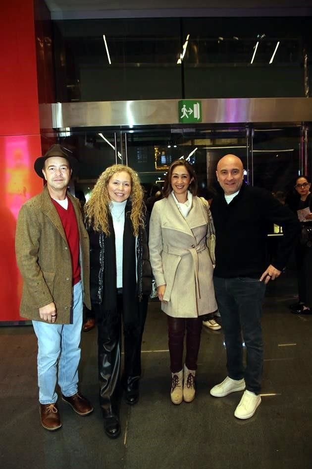 Fernando Elizondo, Sandra Guzmán, Karina Bouttier y Humberto Figueroa