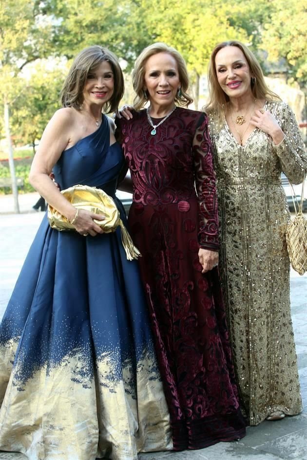 María Lozano, Gina Manautou de Maiz y Maru Calderón